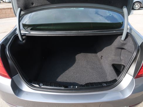 Used 2011 BMW 535i Sedan RWD image 36