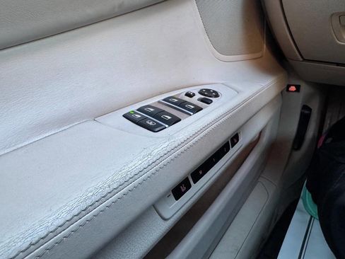 Used 2012 BMW ALPINA B7 xDrive LWB w/ Luxury Rear Seating Pkg image 49