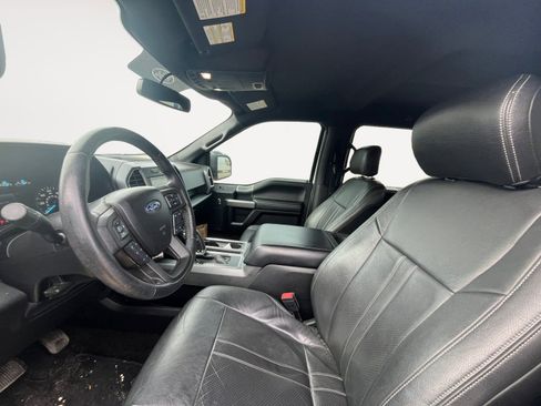 Used 2018 Ford F150 XLT w/ Equipment Group 302A Luxury image 8