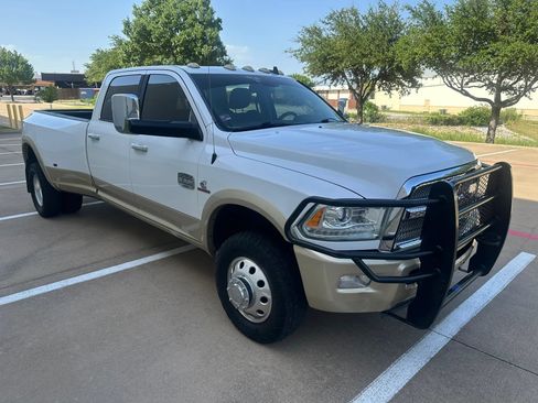 Used 2014 RAM 3500 Laramie Longhorn AWD/4WD image 7