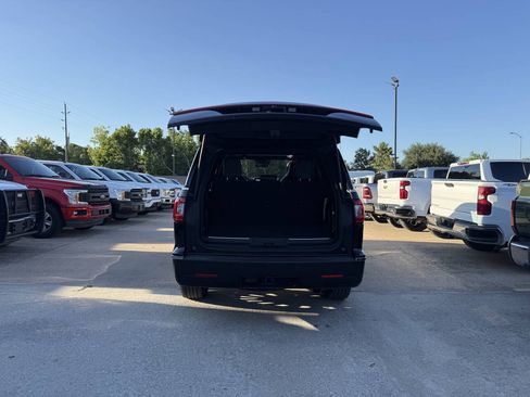 Used 2019 Lincoln Navigator Reserve AWD/4WD image 41