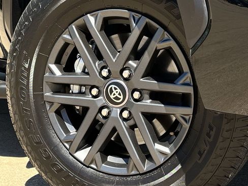 Used 2025 Toyota Tundra SR5 RWD image 28