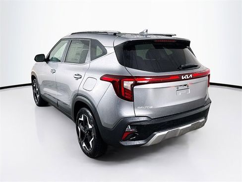 New 2026 Kia Seltos EX image 7