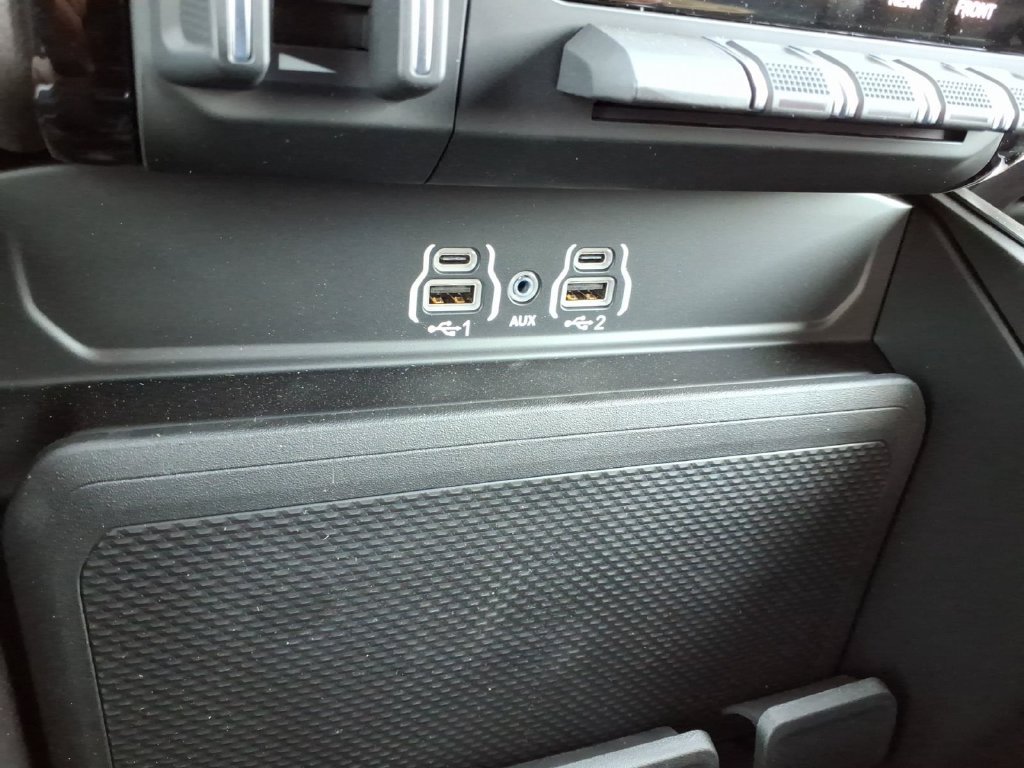 New 2026 RAM 2500 Big Horn AWD/4WD image 17