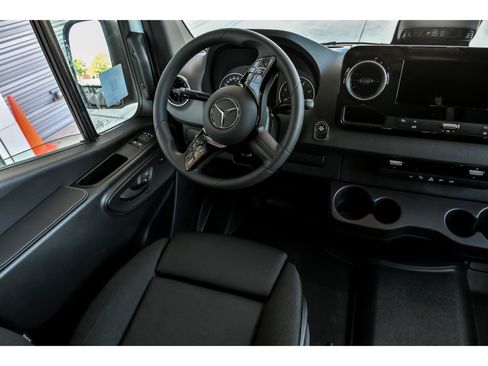New 2026 Mercedes-Benz Sprinter 2500 image 6
