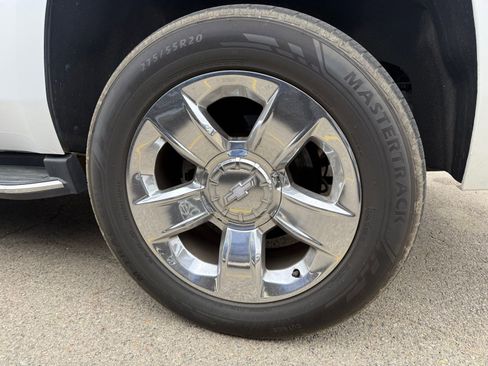 Used 2018 Chevrolet Tahoe Premier AWD/4WD image 8