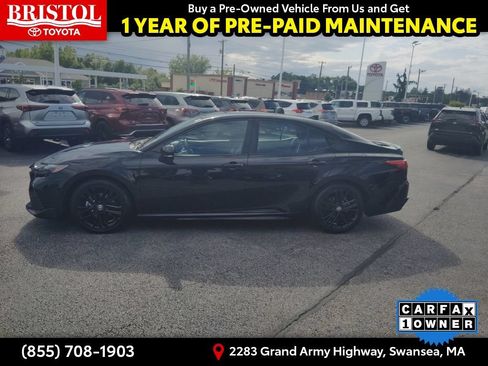 Used 2025 Toyota Camry SE FWD image 4