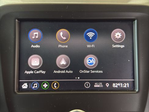 Used 2020 Chevrolet Equinox LT FWD image 24