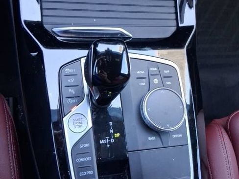 Used 2024 BMW X3 sDrive30i w/ Convenience Package w/ZPA RWD image 12