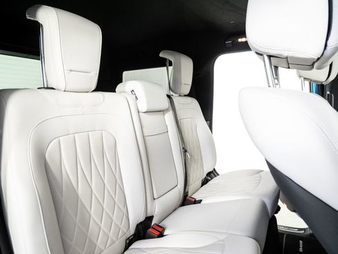 Used 2025 Mercedes-Benz G 63 AMG 4MATIC image 19