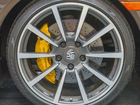Used 2014 Porsche 911 Carrera 4S AWD/4WD image 40