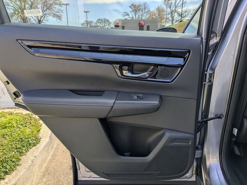 Used 2025 Honda CR-V EX-L image 25