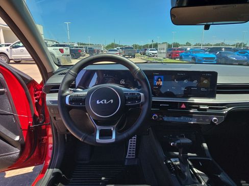 Used 2025 Kia K5 LXS FWD image 48