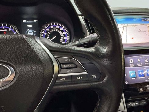 Used 2017 INFINITI Q60 2.0t w/ Premium Plus Package 2.0T AWD/4WD image 37