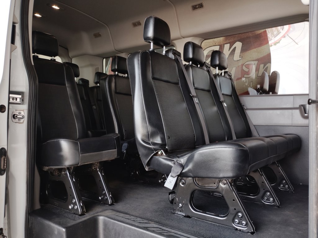 Used 2025 Ford Transit 350 XL RWD image 17
