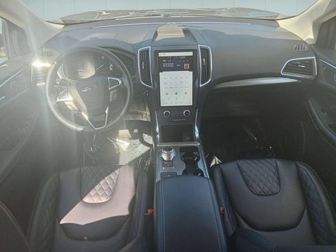 Used 2023 Ford Edge Titanium AWD/4WD image 37