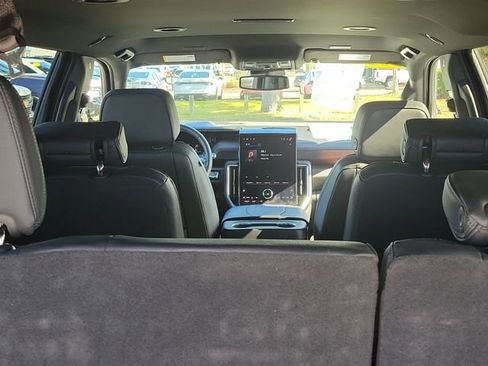 Certified 2025 GMC Yukon XL Denali image 14