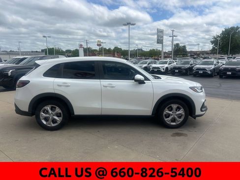 Used 2024 Honda HR-V LX image 5