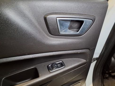 Used 2015 Ford Fiesta SE FWD image 21