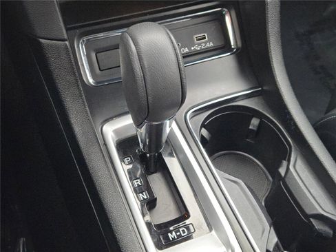 Used 2023 Subaru Ascent Limited image 32