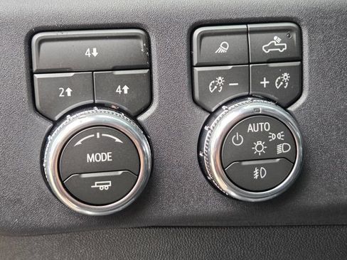 New 2026 GMC Sierra 2500 SLE AWD/4WD image 28