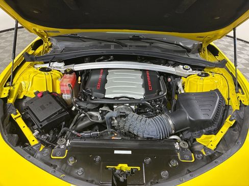 Used 2017 Chevrolet Camaro SS image 6