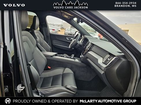 Used 2022 Volvo XC60 B5 R-Design image 29