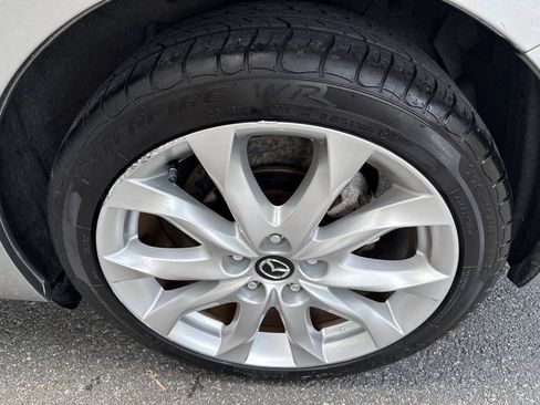 Used 2014 MAZDA MAZDA3 s Grand Touring FWD image 25