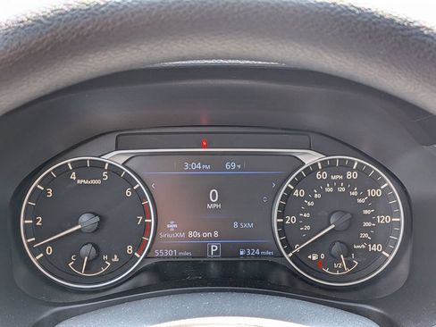 Used 2024 Nissan Altima 2.5 SV FWD image 14