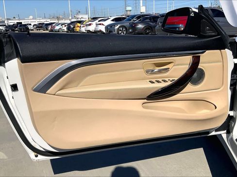 Used 2014 BMW 435i Convertible image 23