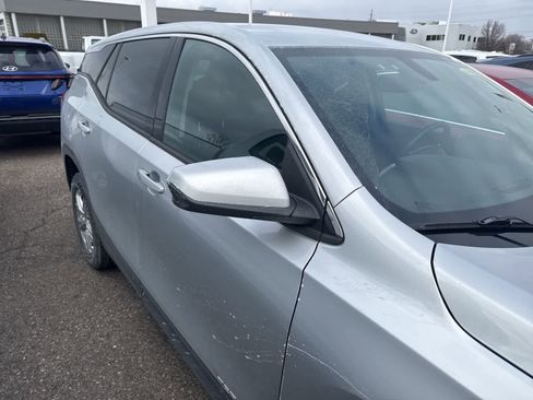 Used 2018 GMC Terrain SLE image 18