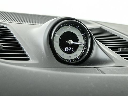 New 2026 Porsche Cayenne GTS image 16