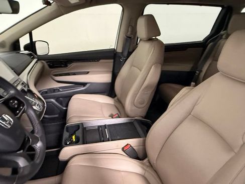 Used 2023 Honda Odyssey Touring image 26