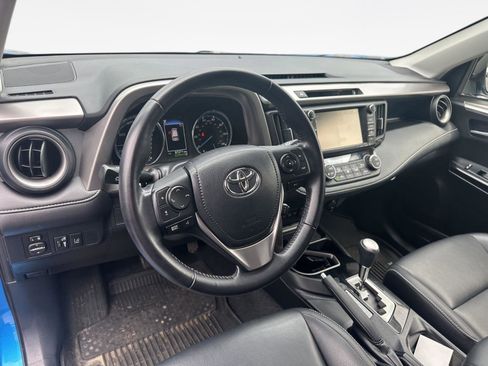 Used 2016 Toyota RAV4 Limited AWD/4WD image 10