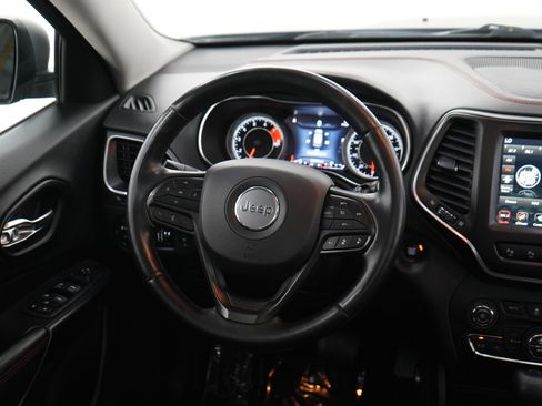 Used 2021 Jeep Cherokee Trailhawk w/ Sun, Sound & Nav Group AWD/4WD image 14