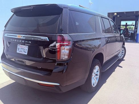 Used 2024 Chevrolet Suburban LT AWD/4WD image 5
