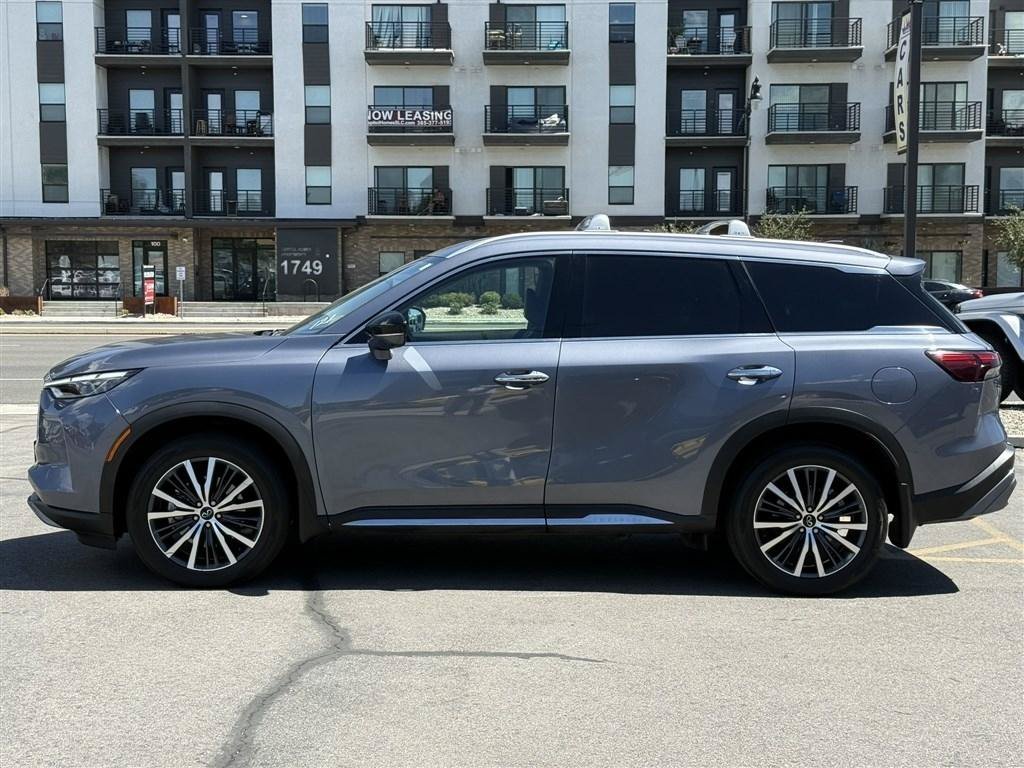 Used 2023 INFINITI QX60 Sensory w/ Cargo Package AWD/4WD image 4