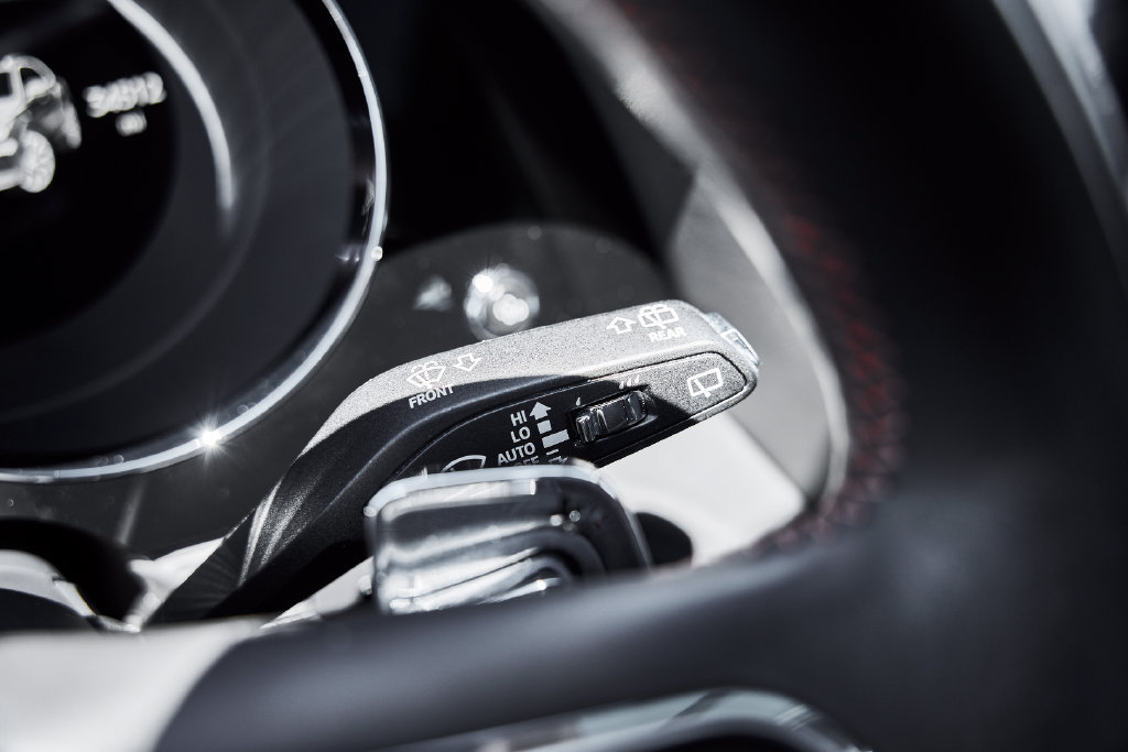 Used 2021 Bentley Bentayga AWD/4WD image 60
