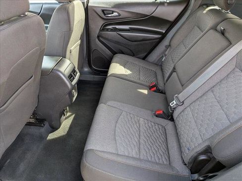 Used 2020 Chevrolet Equinox LT image 19