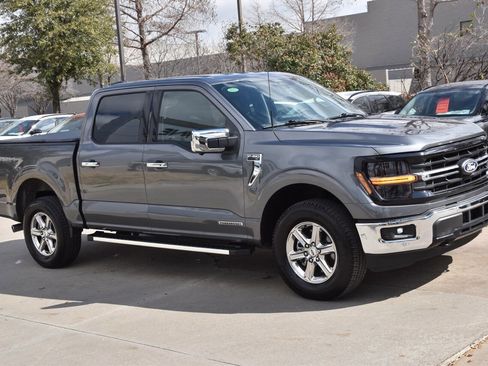 Certified 2025 Ford F150 XLT w/ Equipment Group 302A MID image 5