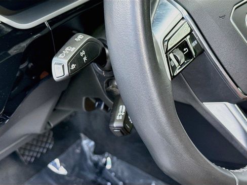Certified 2024 Audi Q8 e-tron Premium AWD/4WD image 9