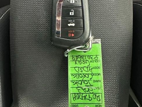 Used 2023 Toyota Corolla LE w/ Carpet Mat Package (TMS) FWD image 31