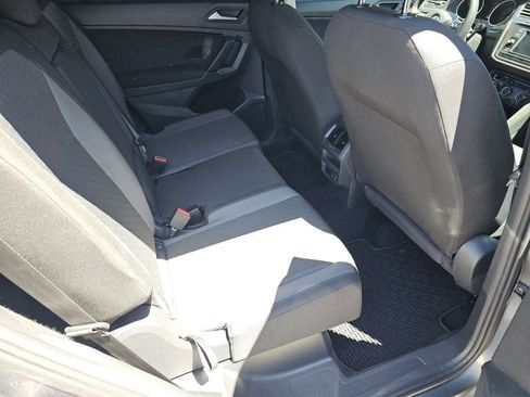 Used 2019 Volkswagen Tiguan S w/ 3rd Row Seat Package AWD/4WD image 5