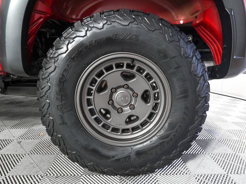 Used 2021 Ford F150 Raptor w/ Equipment Group 801A High AWD/4WD image 28