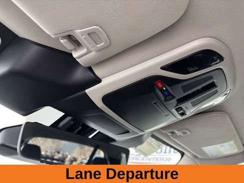 Used 2024 Subaru Outback Touring image 21