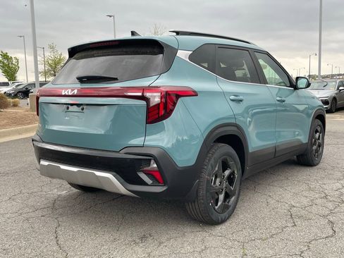 New 2026 Kia Seltos EX FWD image 8