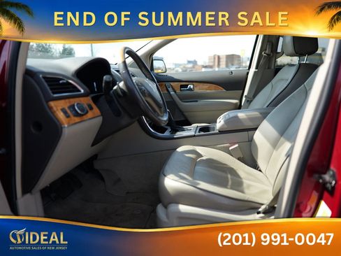 Used 2013 Lincoln MKX AWD image 17