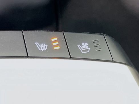 New 2025 Kia EV6 Wind image 18