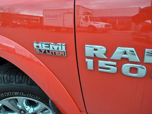 Used 2018 RAM 1500 SLT image 8