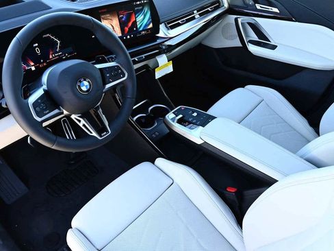 New 2026 BMW X1 xDrive28i w/ Technology Package image 10